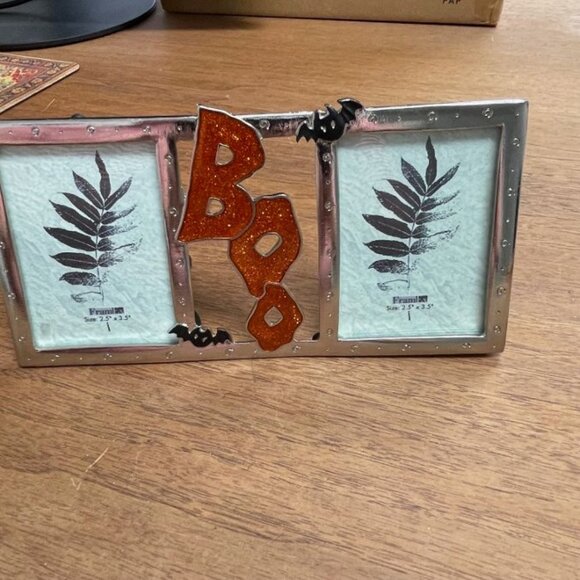 Halloween Boo Picture Frame with Bats - Picture 7 of 7